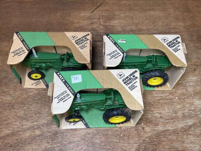(3) 1/16 John Deere M Collector NIB Ertl