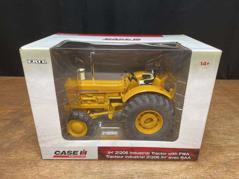 1/16 IH 21206 Industrial NIB Ertl image