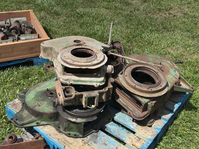First Reduction Gear Covers image