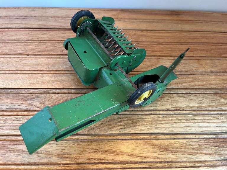 1/16 John Deere Baler Eska