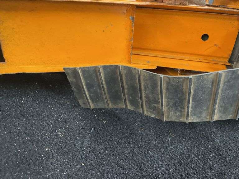 Adams Traveloader NyLint