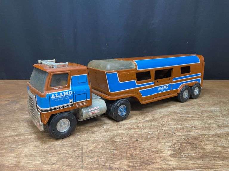 Alamo Quarter Horse Semi Ertl image