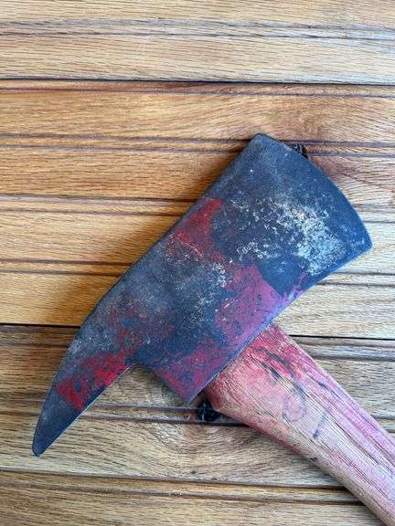 (2) Axes