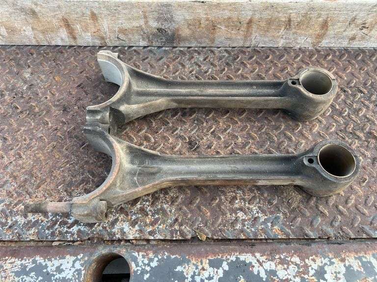 (2) John Deere Model G Rods image