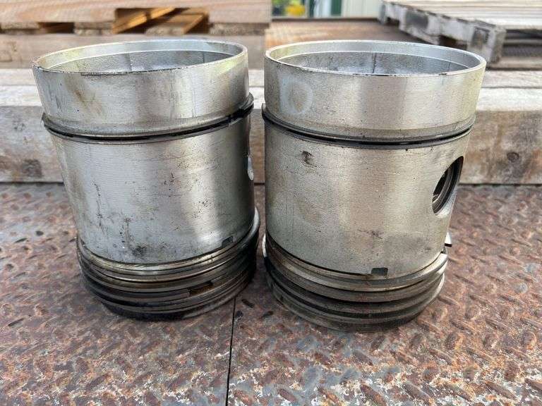 (2) John Deere 70 Pistons and Wrist Pins image