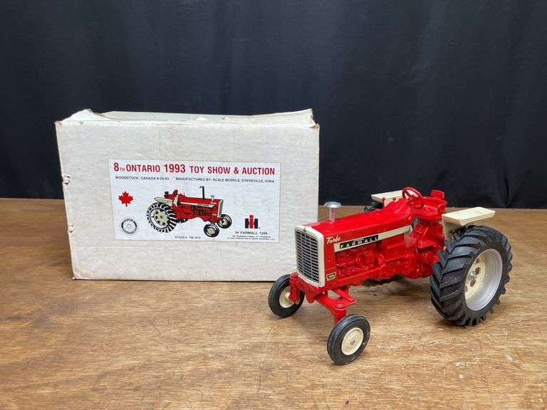 1/16 Farmall 1206 1993 Ontario NIB SM image