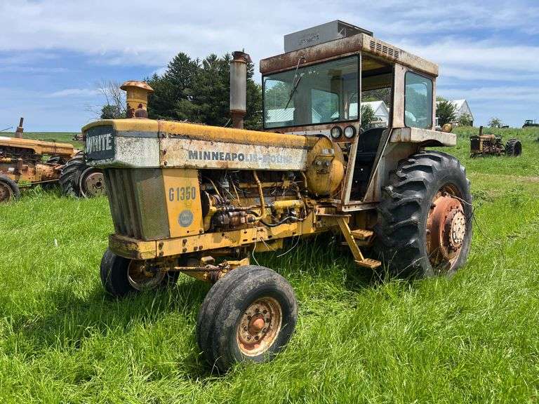 Minneapolis Moline G1350 Bubble Nose LP image