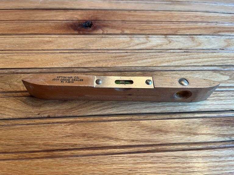 John Deere Wooden Level image
