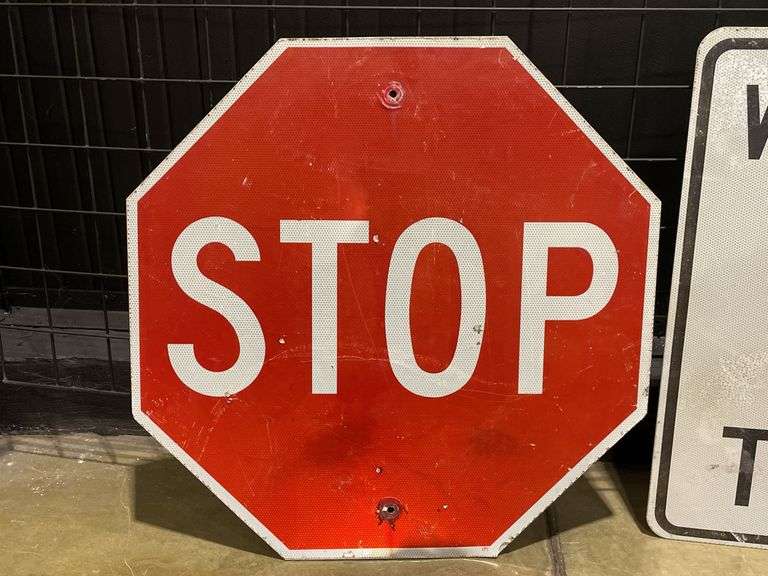 (2) Stop + Weight Limit Signs