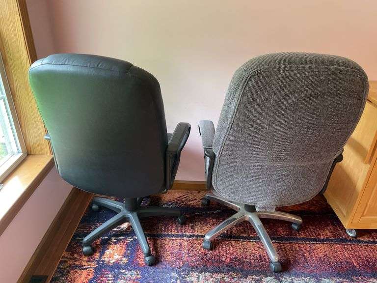 (2) Office Chairs