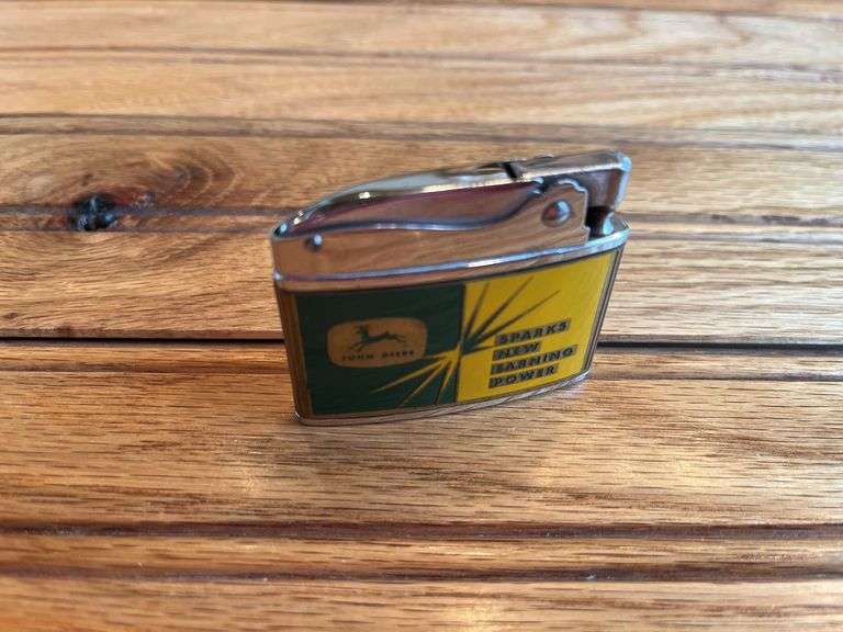 John Deere Lighter