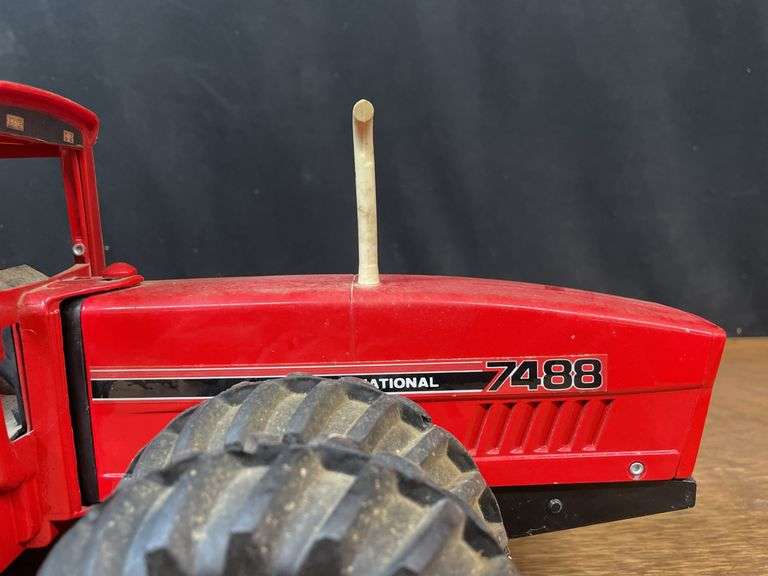1/16 IH 7488 Collector Ertl