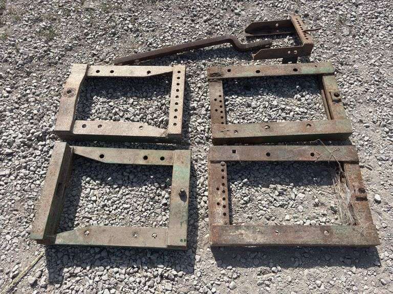 (5) John Deere Drawbar Mounts image