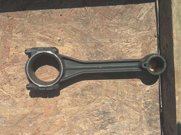 John Deere Model G Rod Set and Camshaft