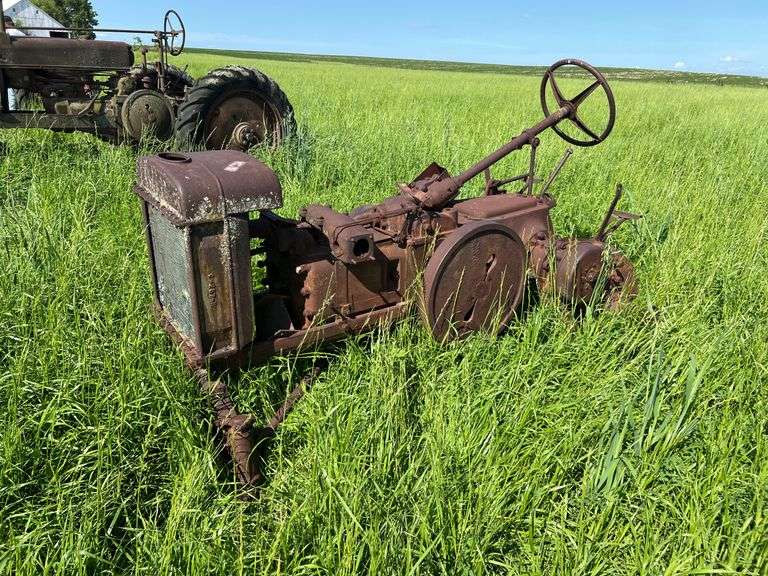 John Deere GP image