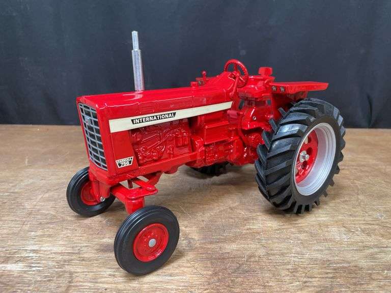 1/16 IH 756 1994 Ontario NIB SM