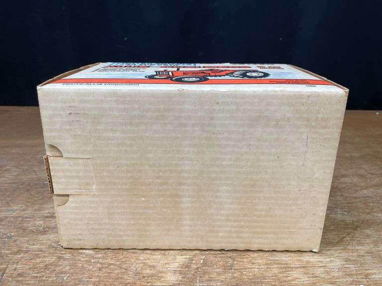 1/16 AC D21 1988 MN State Fair NIB Ertl