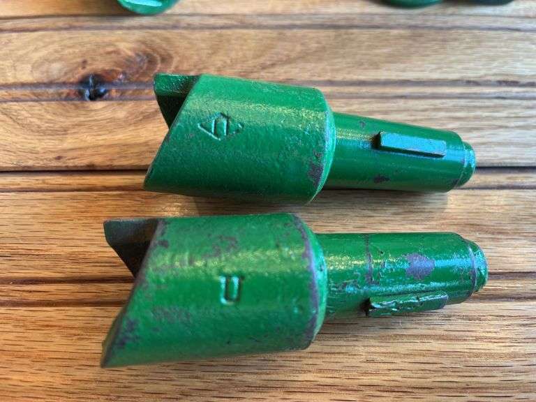 (4) John Deere Tools