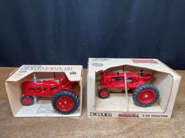 (2) 1/16 Farmall H + F20 NIB Ertl image