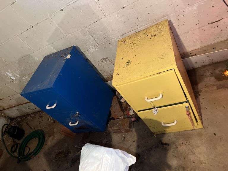 (2) Filing Cabinets image