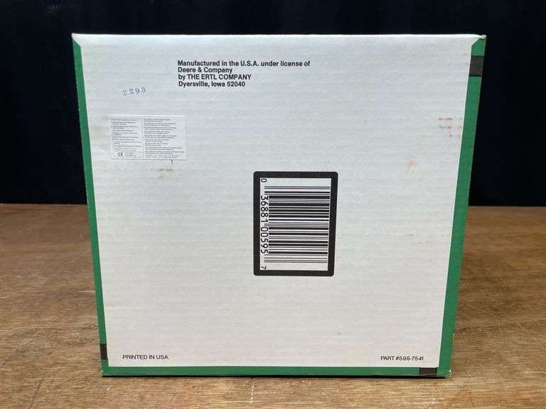 1/16 John Deere Corn Planter NIB Ertl