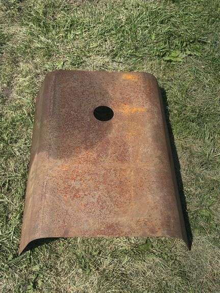 John Deere Unstyled Model D Hood image