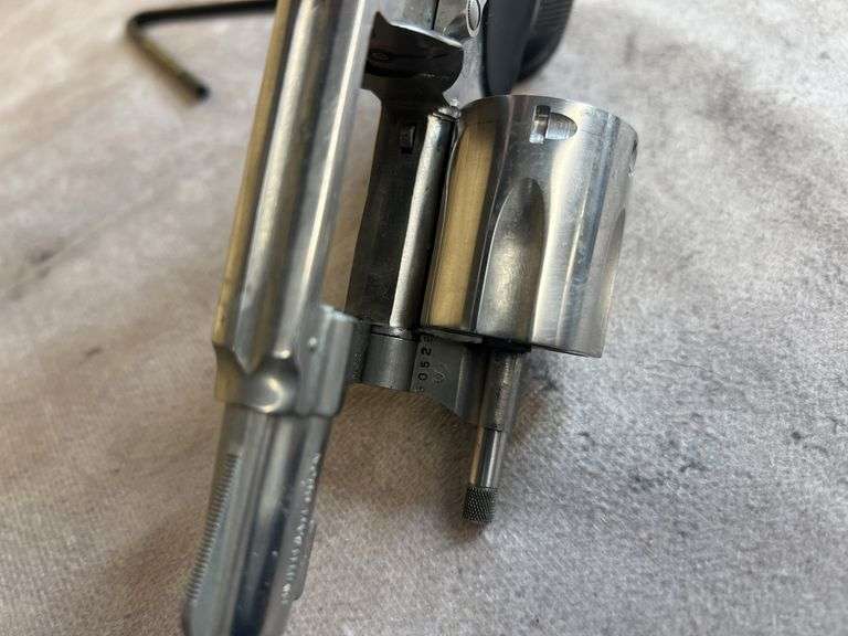 S&W Model 60 .38 Special DA Revolver