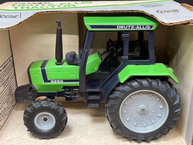 1/16 Deutz-Allis 6260 NIB Ertl