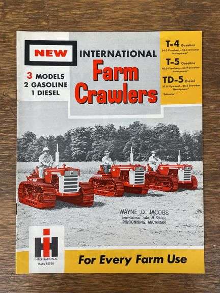 IH Farm Crawlers Sales Literature image