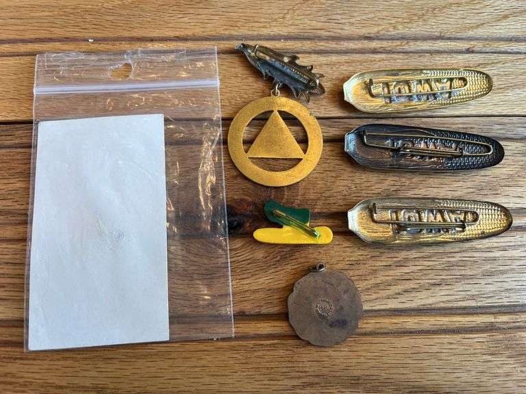 (7) Iowa + Corn Pins + Charms