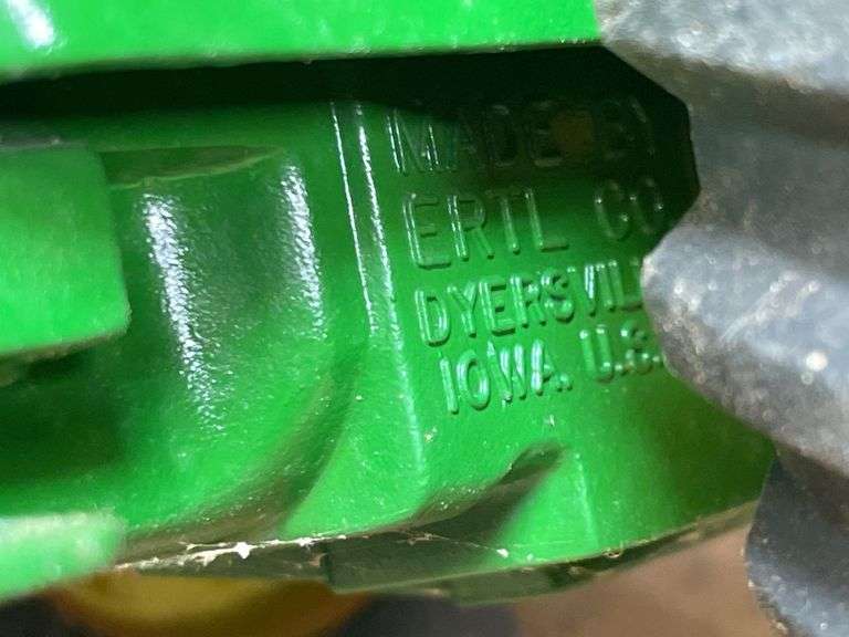1/16 John Deere 5010 Customized