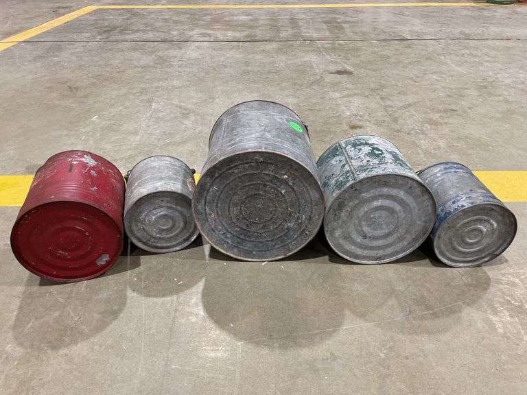 (5) Gas Cans