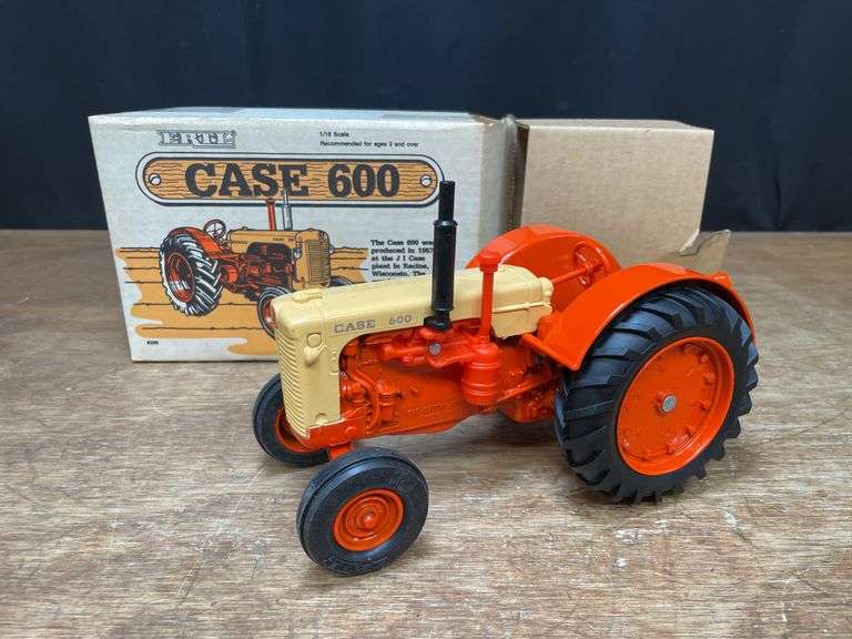 1/16 Case 600 Special Edition NIB Ertl image