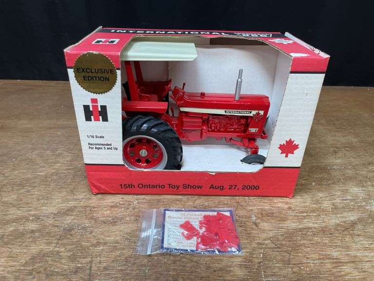 1/16 IH 856 2000 Ontario NIB SM image