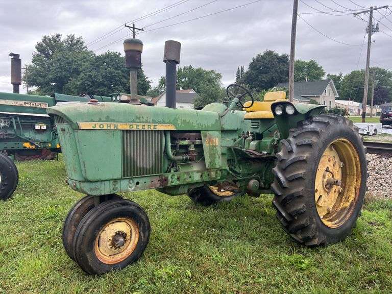 John Deere 2510 Synchro Gas image