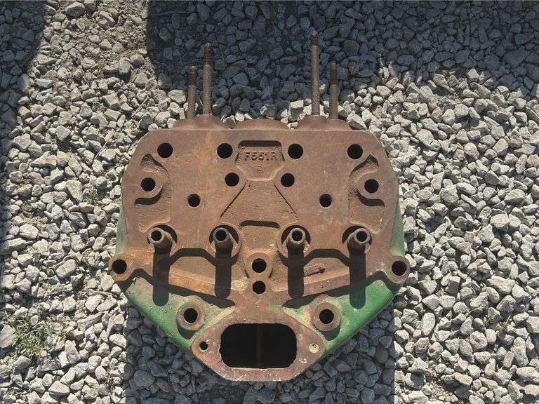 John Deere Model G Head