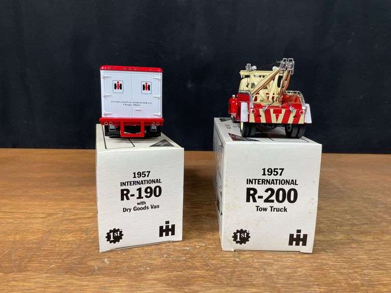 (2) 1/34 International Trucks 1st Gear