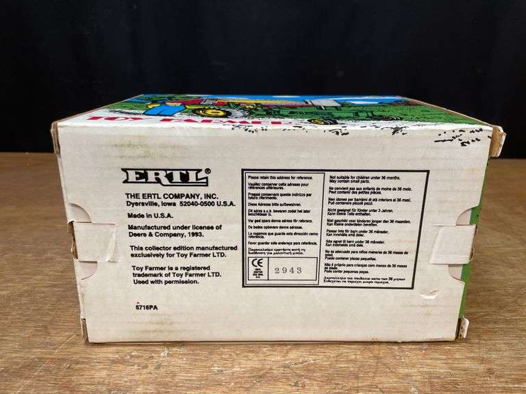 1/16 John Deere 4010 1993 NFTS NIB Ertl