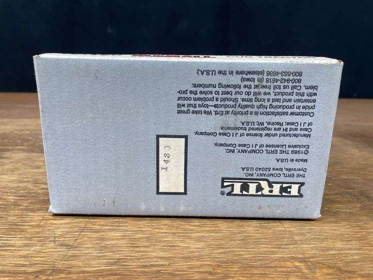 (2) 1/16 Farmall Cub + 140 NIB Ertl