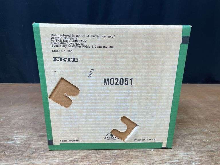 1/16 John Deere Mower Conditioner NIB Ertl