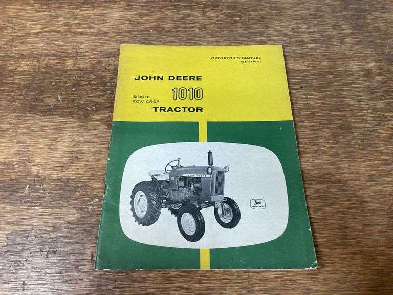 John Deere 1010 Operators Manual image