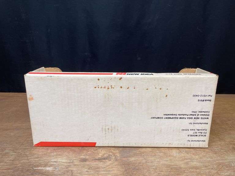 1/16 New Idea Spreader 1st Edition NIB SM