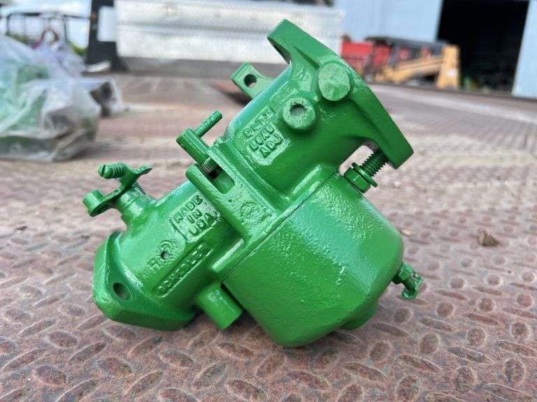 Marvel Schebler DLTX 72 Carburetor