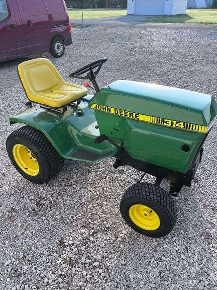 John Deere 314