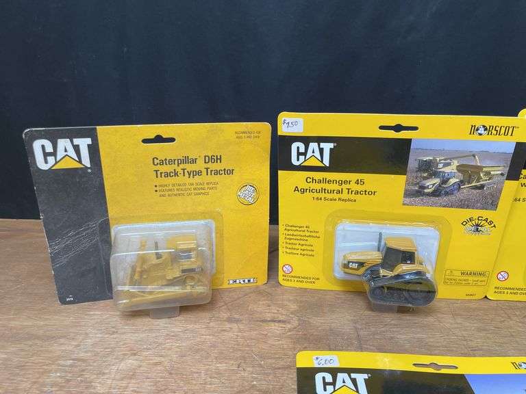 (4) 1/64 Caterpillar NIB