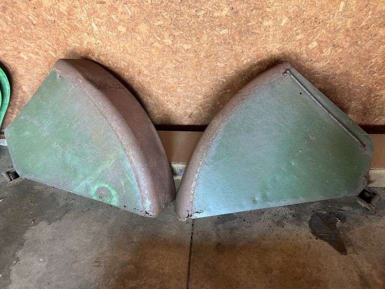 John Deere Unstyled Fenders