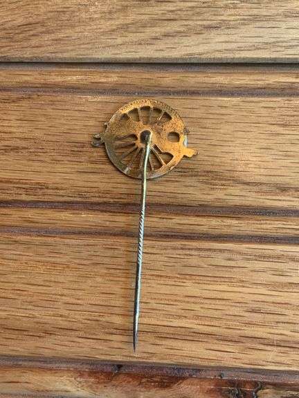 Moline Wagon Co. Straight Pin
