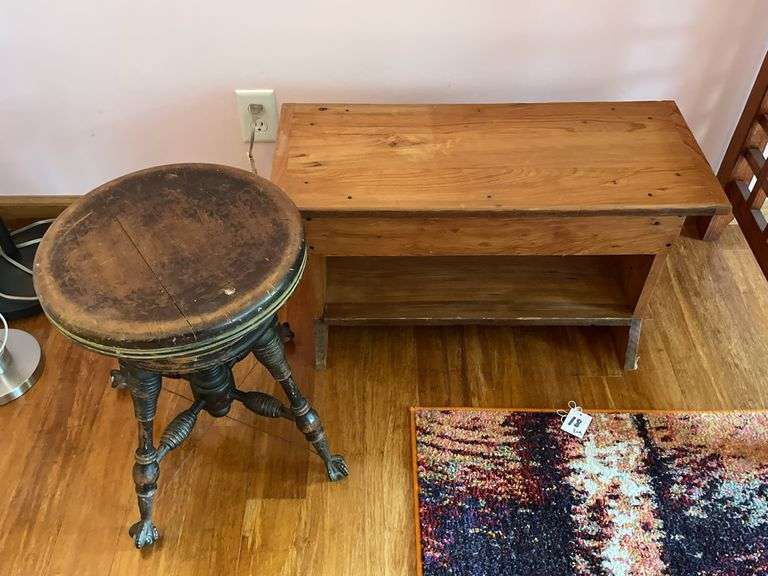 Stool & Bench