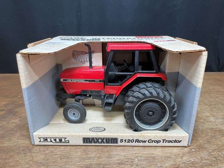 1/16 Case-IH Maxxum 5120 Special Edition NIB Ertl image