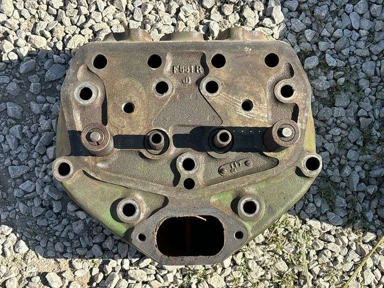 John Deere Model G Head image